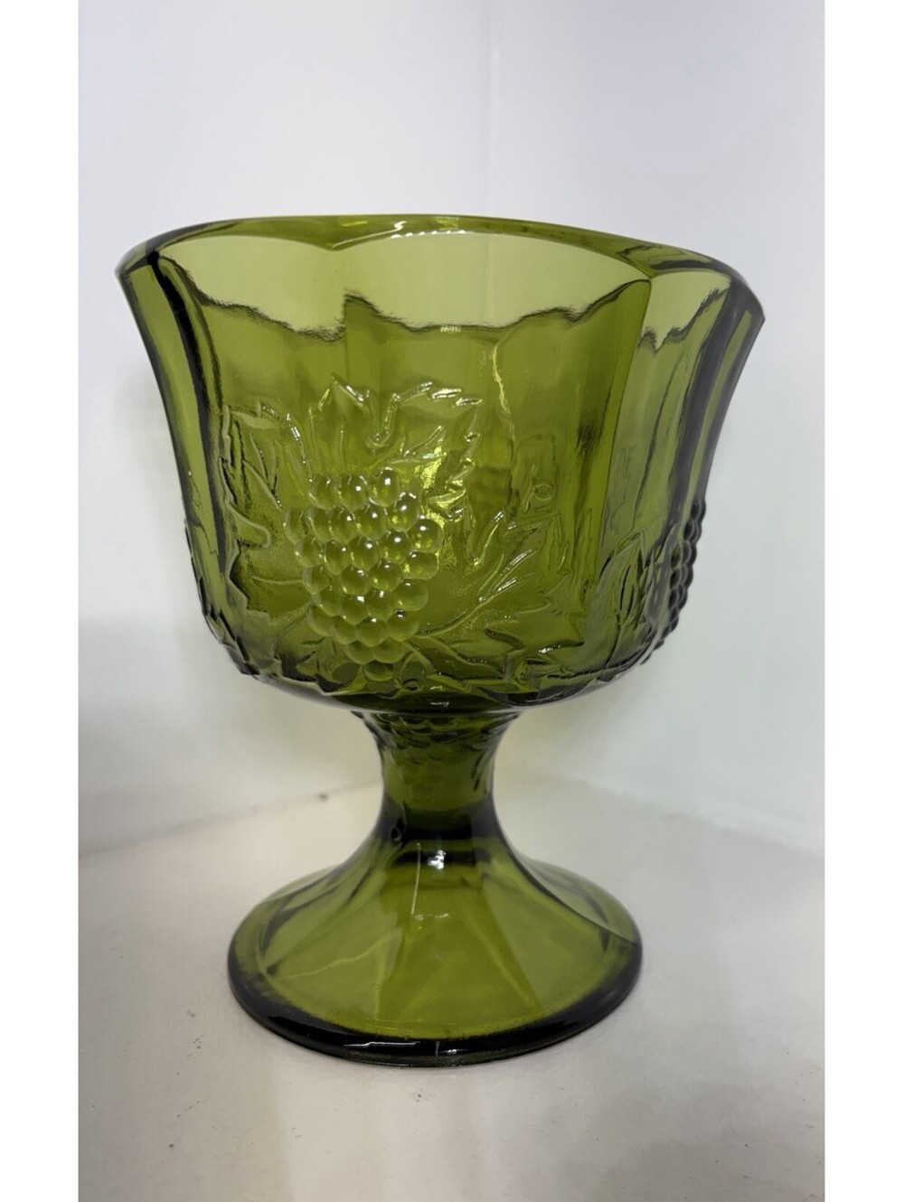 Vintage - Indiana Glass Green “Harvest Grape” Footed Candy / Compote Dish RARE